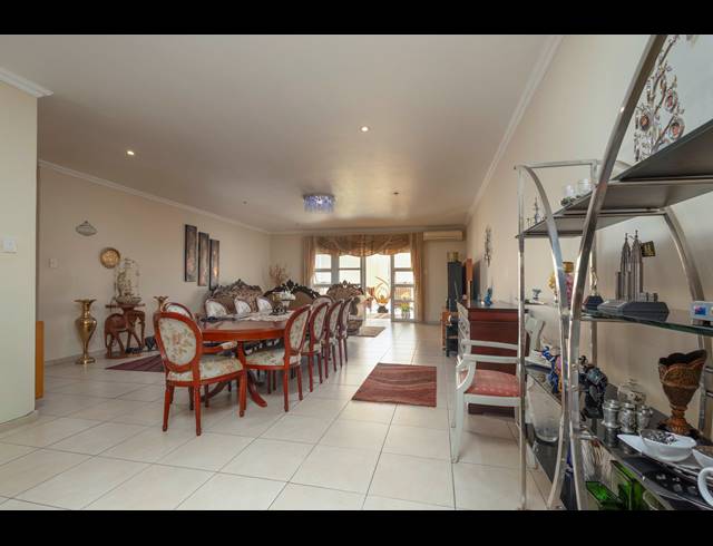 2 BEDROOM SIMPLEX FOR SALE IN LA LUCIA RIDGE